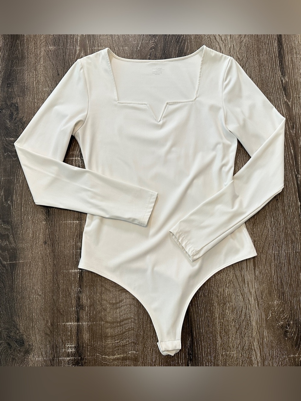 Amazon - Square-Notch Long Sleeve Bodysuit - Size Medium - Like New